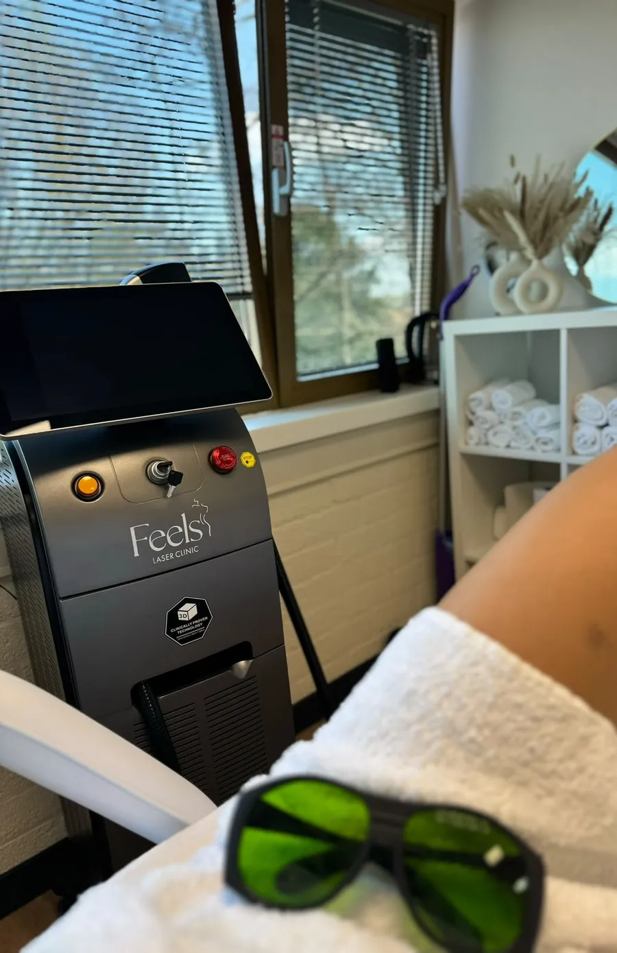 Laserapparaat van Feels Laser Clinic